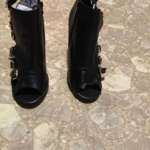 USED Black/Gold Buckle Heel Booties